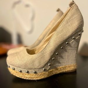 Aldo Studded Cream Wedges